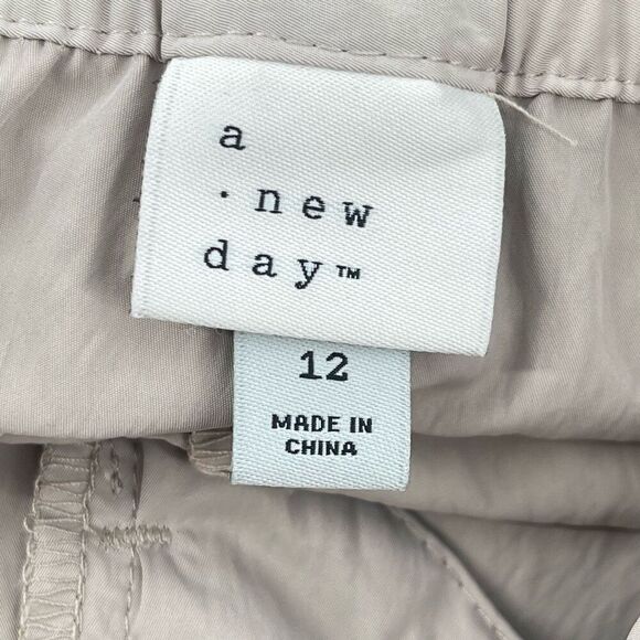 A New Day Tan High Rise Parachute Pants | Women’s Nylon Blend Drawcord Size 12 - Picture 13 of 15